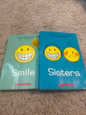 Scholastic Smile & Sisters Paperback Set - Mint & Teal Covers